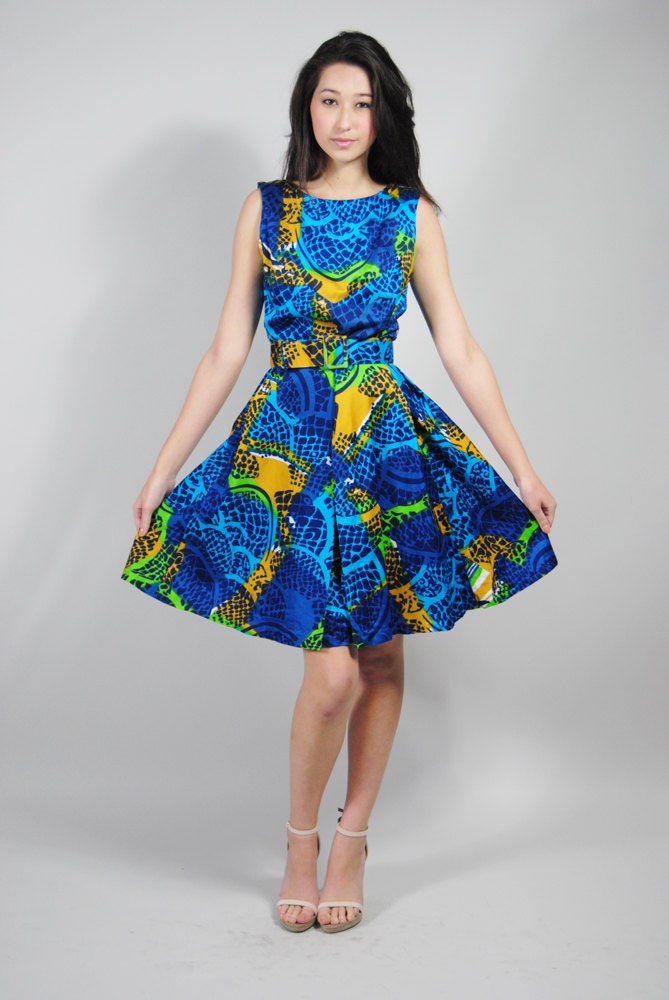 Vintage Sleeveless Dress 70s Abstract Full Skirt Day Dress with Matching Belt S Reptile Snake Skin Print