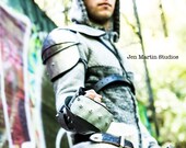 Industrial shoulder armor & gauntlet set
