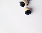 minimal long polymer clay necklace ''nO.214 bell flowers with black leaves'' - eried