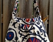 Hobo Purse Cross Body Pleated Bag with Adjustable Strap and Zipper Closure  - Red, White and Blue Funky pattern
