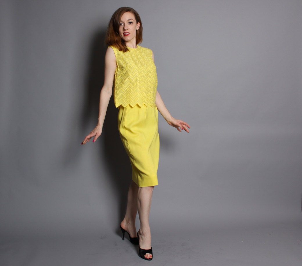 60s Bright YELLOW Skirt & Blouse SET / Cheerful Embroidered Cotton SUIT, s