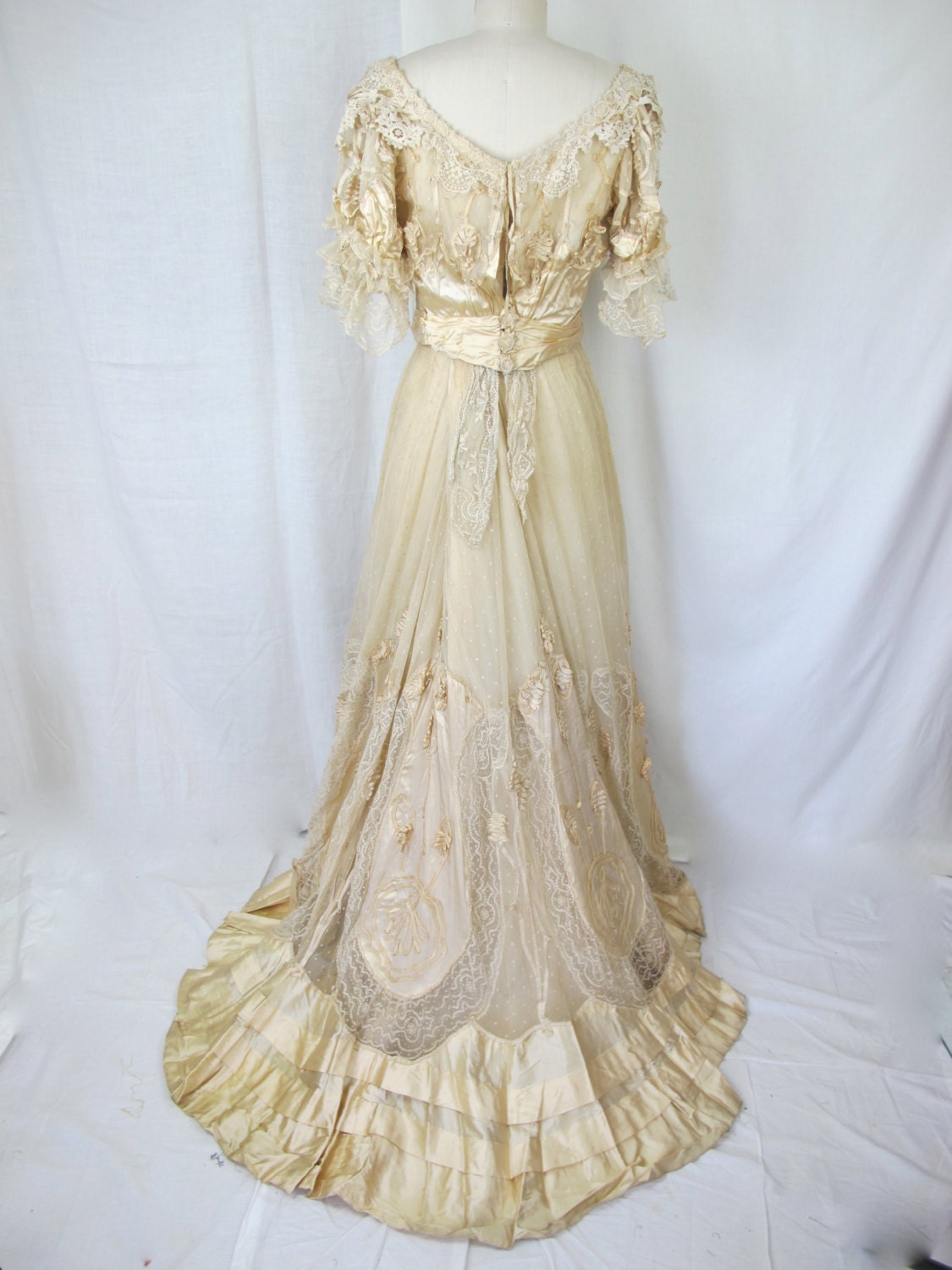 1900s Edwardian Victorian White Wedding Dress Lace Silk Gown