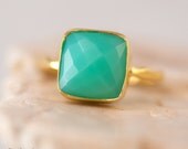 Chrysoprase Ring - Sea foam Green Ring - Cushion cut - Gemstone Ring - Gold Ring - Bezel Ring - Stackable Ring Mother's Day Gift