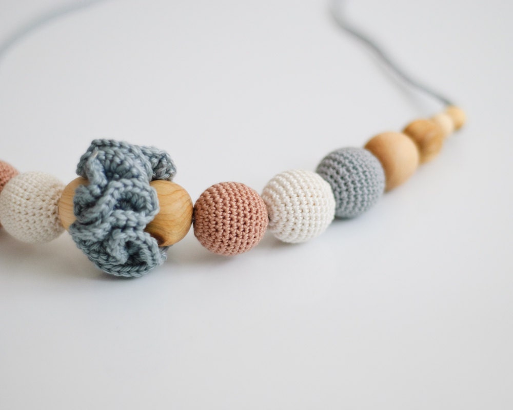 Classic Neutral Nursing Necklace / Teething Necklace - light grey, oatmeal & beige