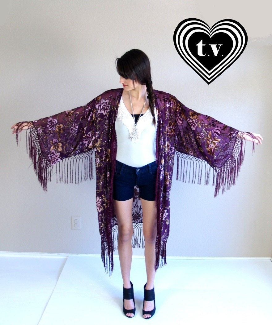 vtg 70s plum ART NOUVEAU floral revival Gypsy Fringe KIMONO os purple midi draped jacket silk burnout velvet