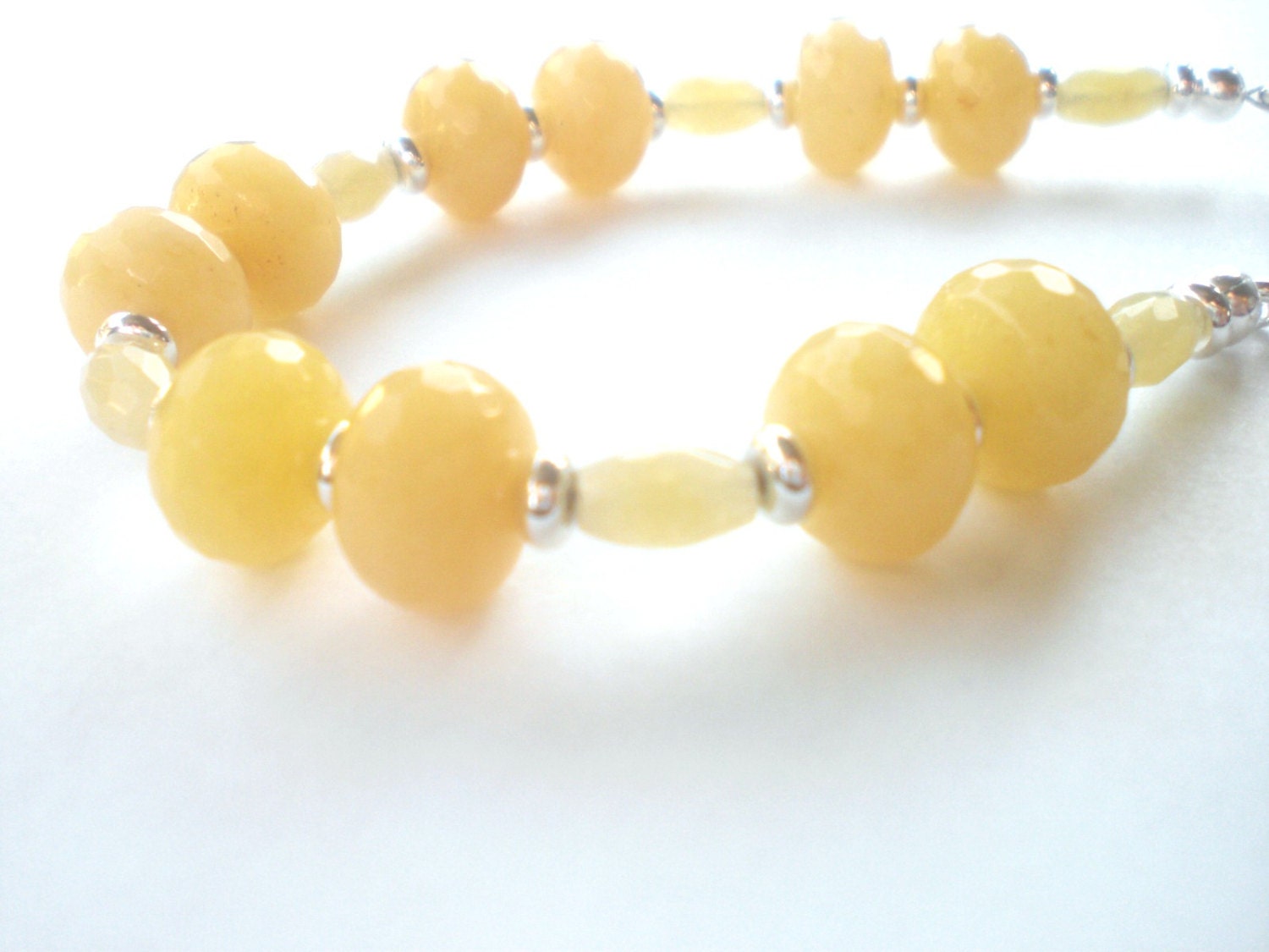 Yellow Jade Beaded Bracelet
