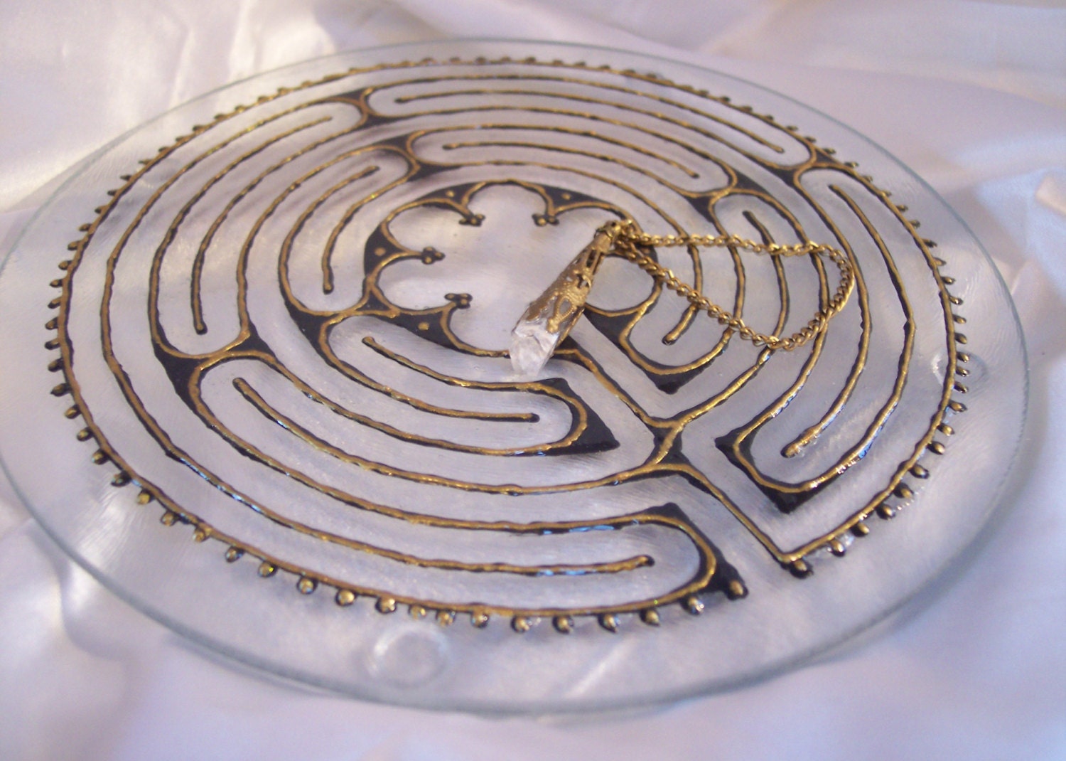 Meditation Finger Labyrinth - Glass, 7 Circuit /Chartres, Large/8"  - S&H Included