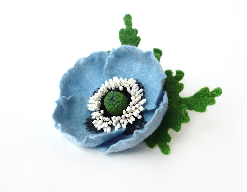 Felted Brooch pale blue Poppy with green leaves