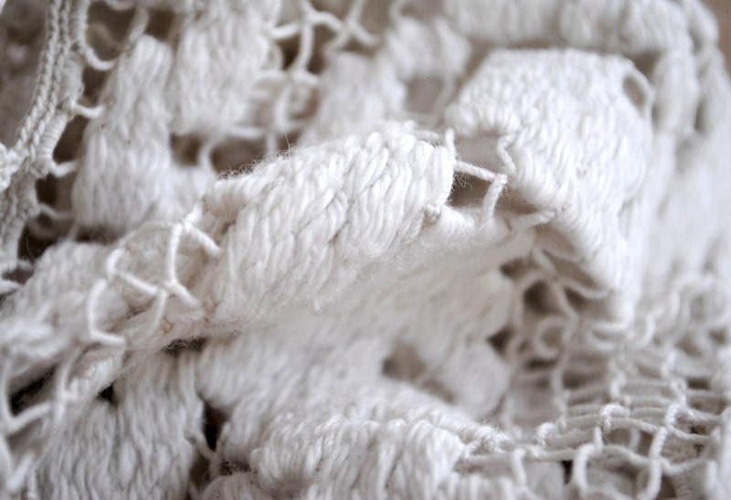 Vintage Crochet Lace Table Runner - Crocheted Lace Delicate White Tablerunner