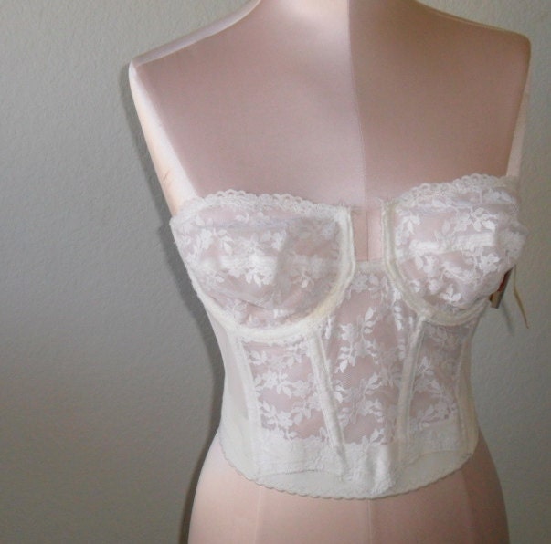 Vintage Bustier White Lacy Bodice Backless by Smoothie Size 36B Strapless Bra Corset