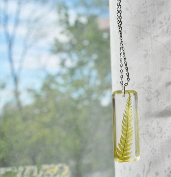 Real Plant Necklace, Real Fern in Resin Jewelry, Green Plant Necklace, Pressed Flower Jewelry