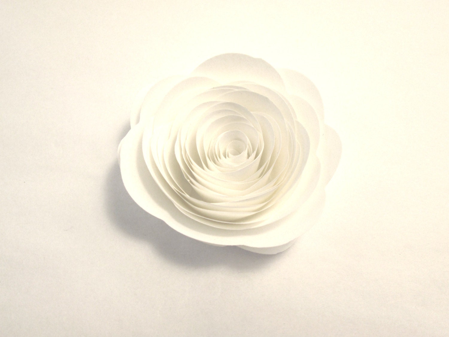 Paper Flowers // Custom Valentine Handmade Paper Roses White
