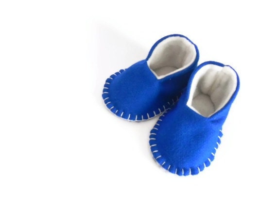 Mini High Tops - Baby Booties - New Baby Gift - Felt Slippers - Shoes - Pregnancy Announcement - 0-6 Months - Blanket Stitched - Blue