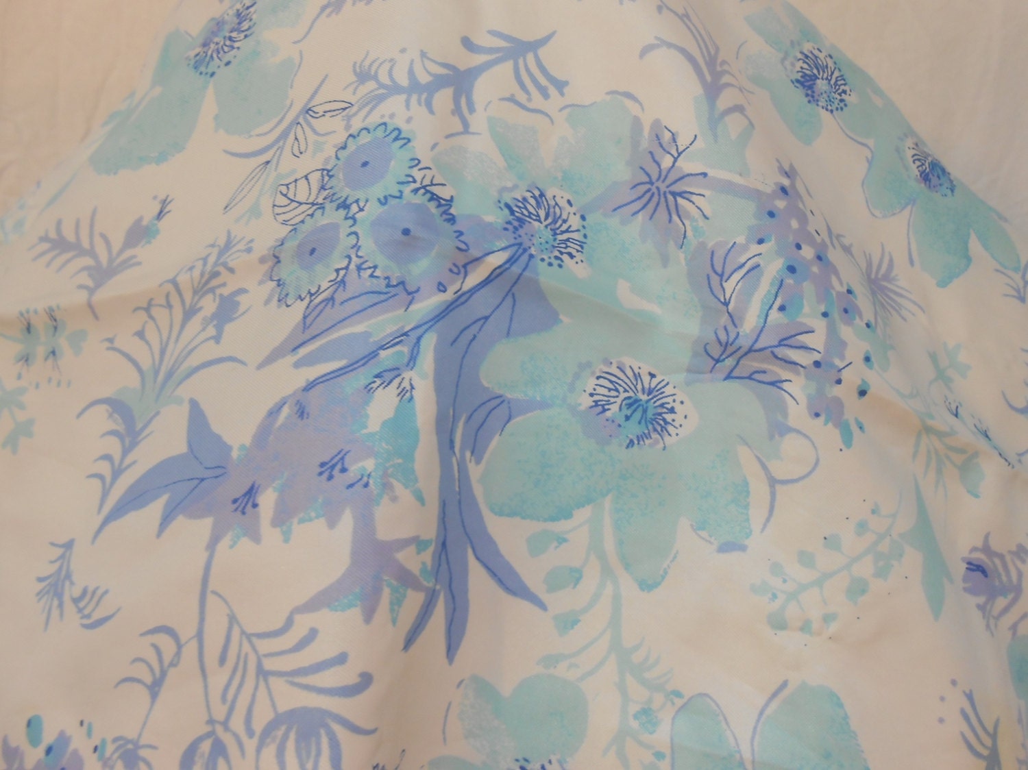 Sheer Mint & Amethyst Vintage Fashion Bandanna / Abstract Floral Design / Large Square Scarf / 22" X 22"
