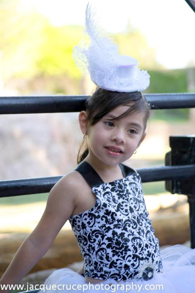 MINI Top Hat - JUNE - Top hat - BRIDES, Wedding, Flower Girl, Rehearsal, Evening Wear, Girls to Women hat - Photo Prop - Krown Kreations Il_170x135