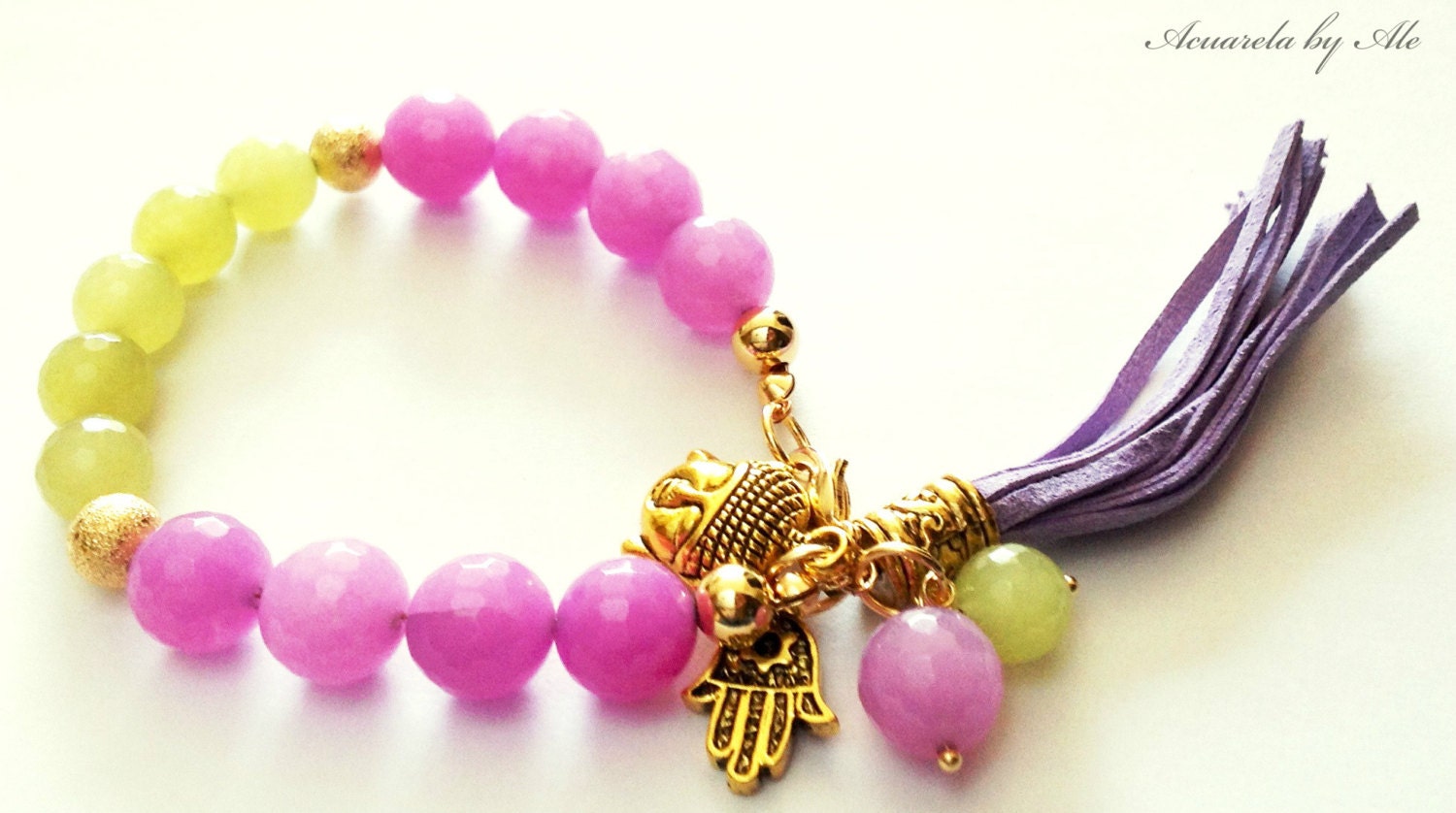 Green and  lila faceted quartz beads. Yoga bracelet. Tassel bracelet. Yoga bracelet. Acuarela.
