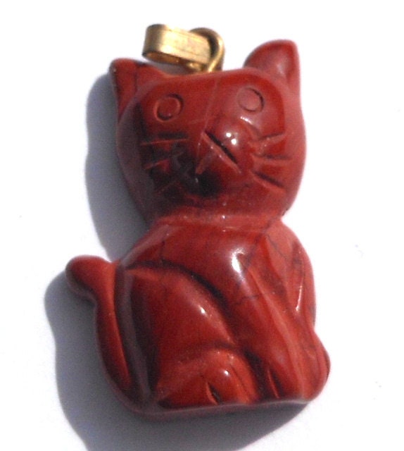28mm Natural Red Jasper Stone Carved Cat Pendant
