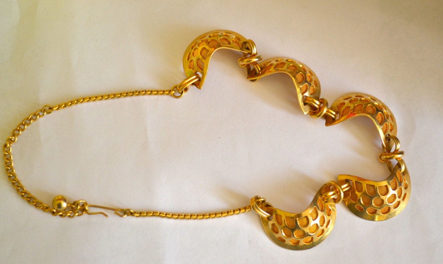 Art Deco Filigree Choker/Necklace, Gold Tone, Victorian Design, Vintage Fine Accessory, Estate Sale, Item No. B226