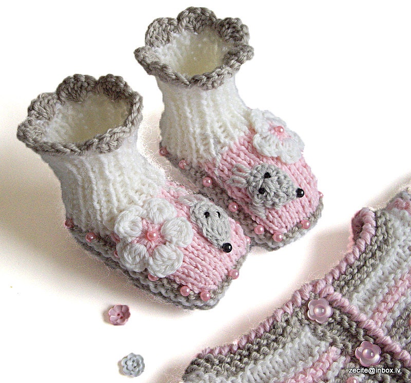 Knitted Baby booties "Funny Mouses"