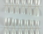 Off White Pearl Fake Nails for DIY Nail Art  / Nail Spine / False Nails / Blank Nails / Wedding White