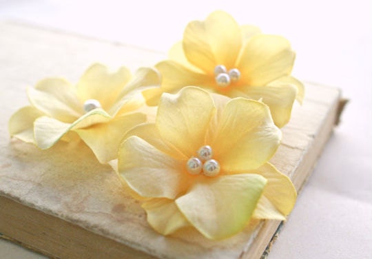 Yellow Flower Hair Pins (3 pcs), Swarovski Pearl Center, Hydrangea, Bridesmaids Hair Pins, Wedding Hair Accessories, Small Hair Flowers