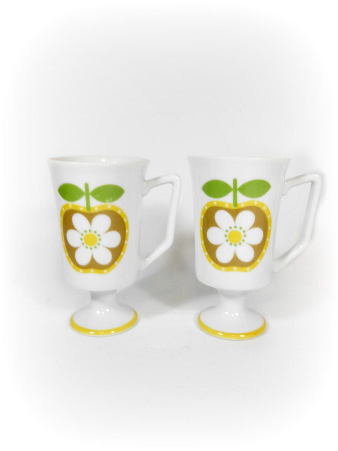 MOD Mug Set Pedestal Coffee Mugs Cups JSC County Fair China Ceramic Apple Flower (2)