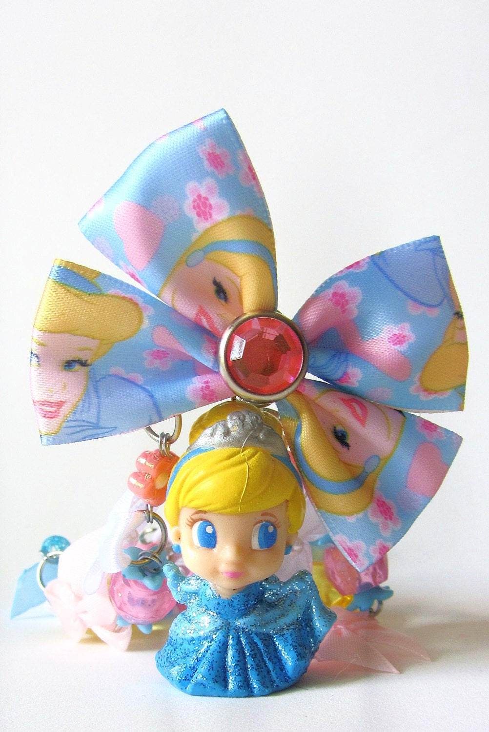 Cinderella's Bows Necklace