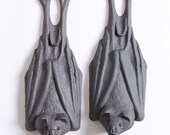 Pair of  bats - Stoneware pottery