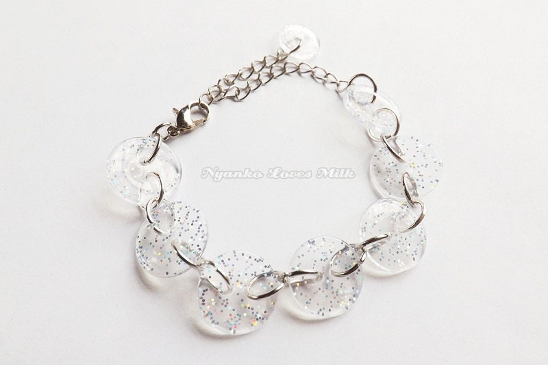 Clear Glitter Button Adjustable Bracelet