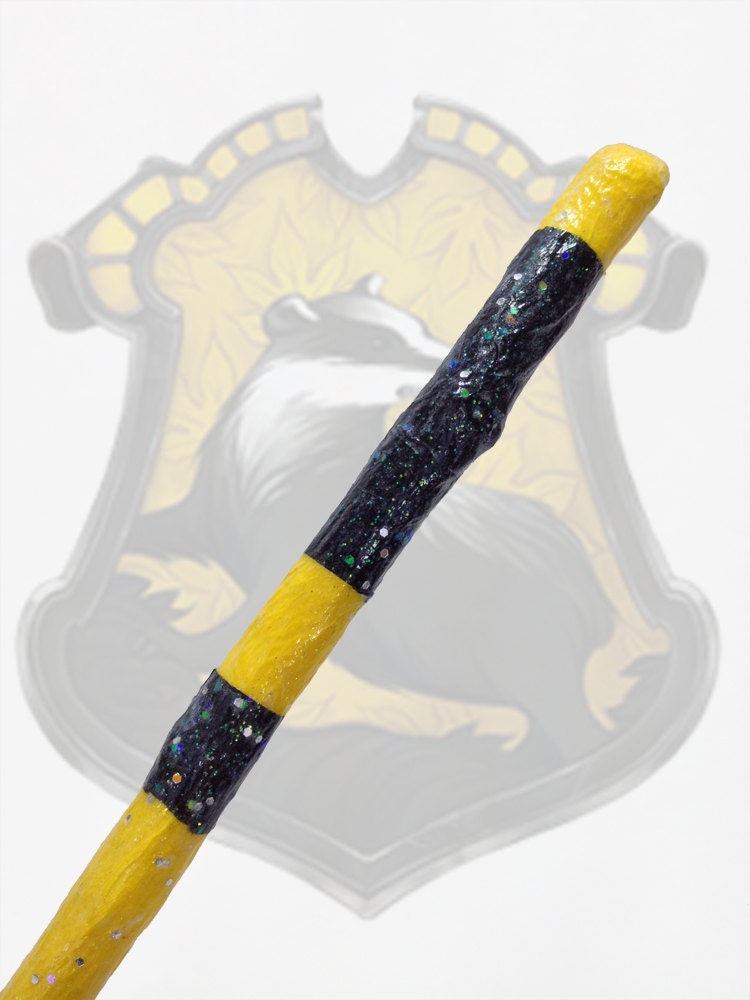 Hufflepuff Magic Wand: "Loyal, Fair and Hardworking" Wand No. 707
