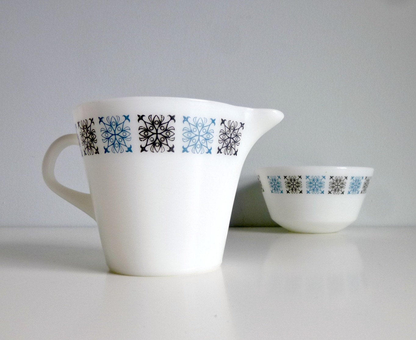 Mid Century Cream & Sugar Set - JAJ Pyrex Glass, Chelsea - Mad Men, 1960's Home, Kitchen, Tea / Coffee Serving, Table - Eames Panton era