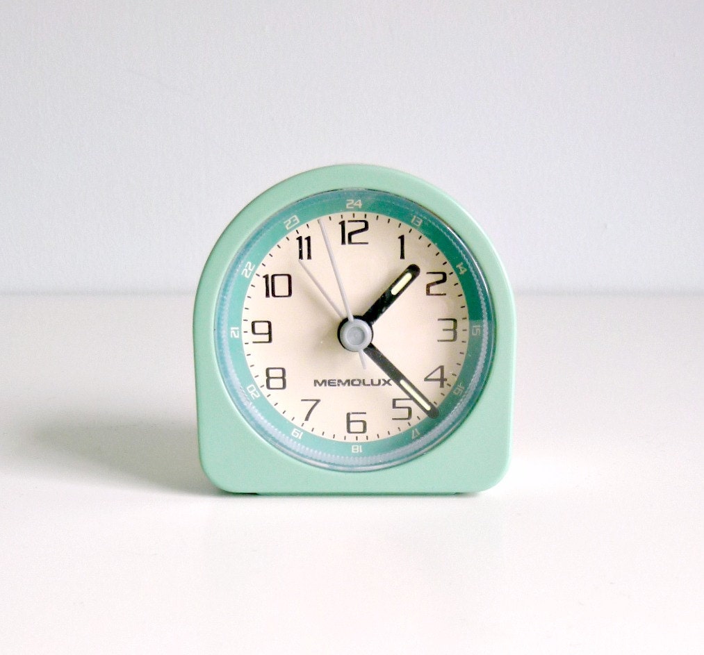 Mid Century Modern Alarm Clock - Mint Green, Teal, Cream - Electronic - 1970's Home Decor, Time, Morning. Wake up