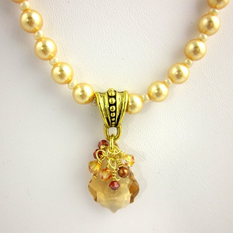 Pearl Beaded Necklace, Pendant Necklace, Glass Beads Necklace, Beadwork Necklace, Beaded Jewelry, Gifts for Her