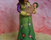 Mother with baby - personalized gift, felted, waldorf inspired, by Naturechild