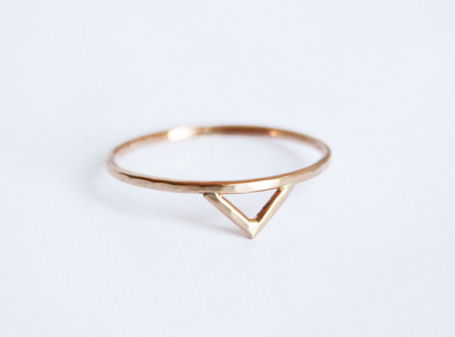 Gold Spike Ring, Solid 14 kt Gold Chevron Ring, Triangle Ring, Thin Ring, SImple Ring, Dainty Gold Ring