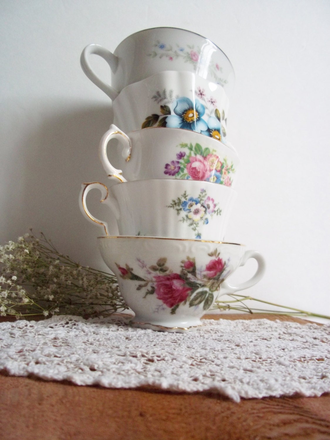 5 Vintage Mismatched Cups Lot Tea Party  Vintage Wedding Favor Orphans Mixed Maker Teacups