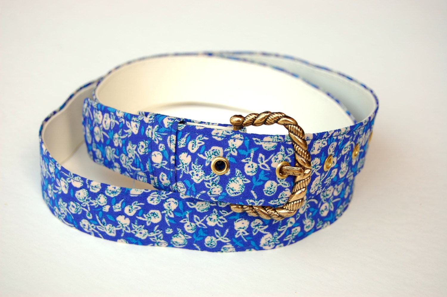 Vintage Blue Floral Belt - Metal Buckle Cloth and Faux Leather Ladies Women's Retro Belt 1960s