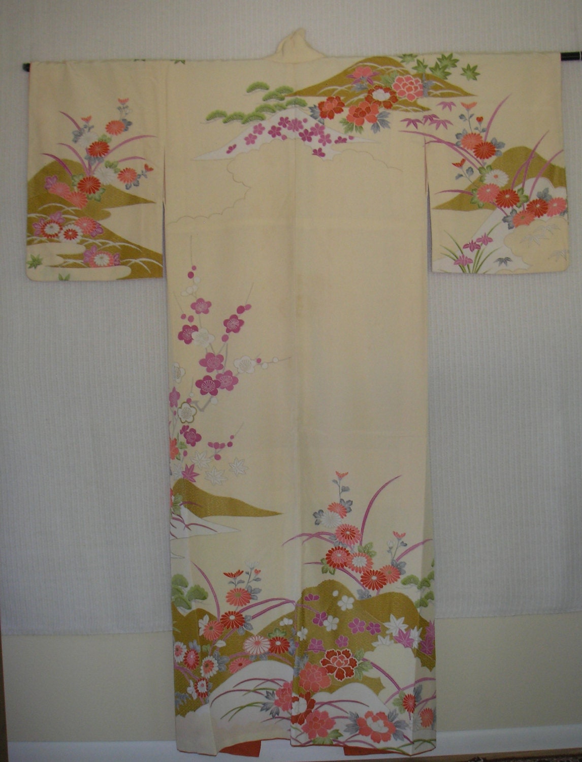 Antique Silk Kimono Japanese Long Kimono - Rich Cream with Stunning Flowers & Golden Backgrounds  - hand Sewn