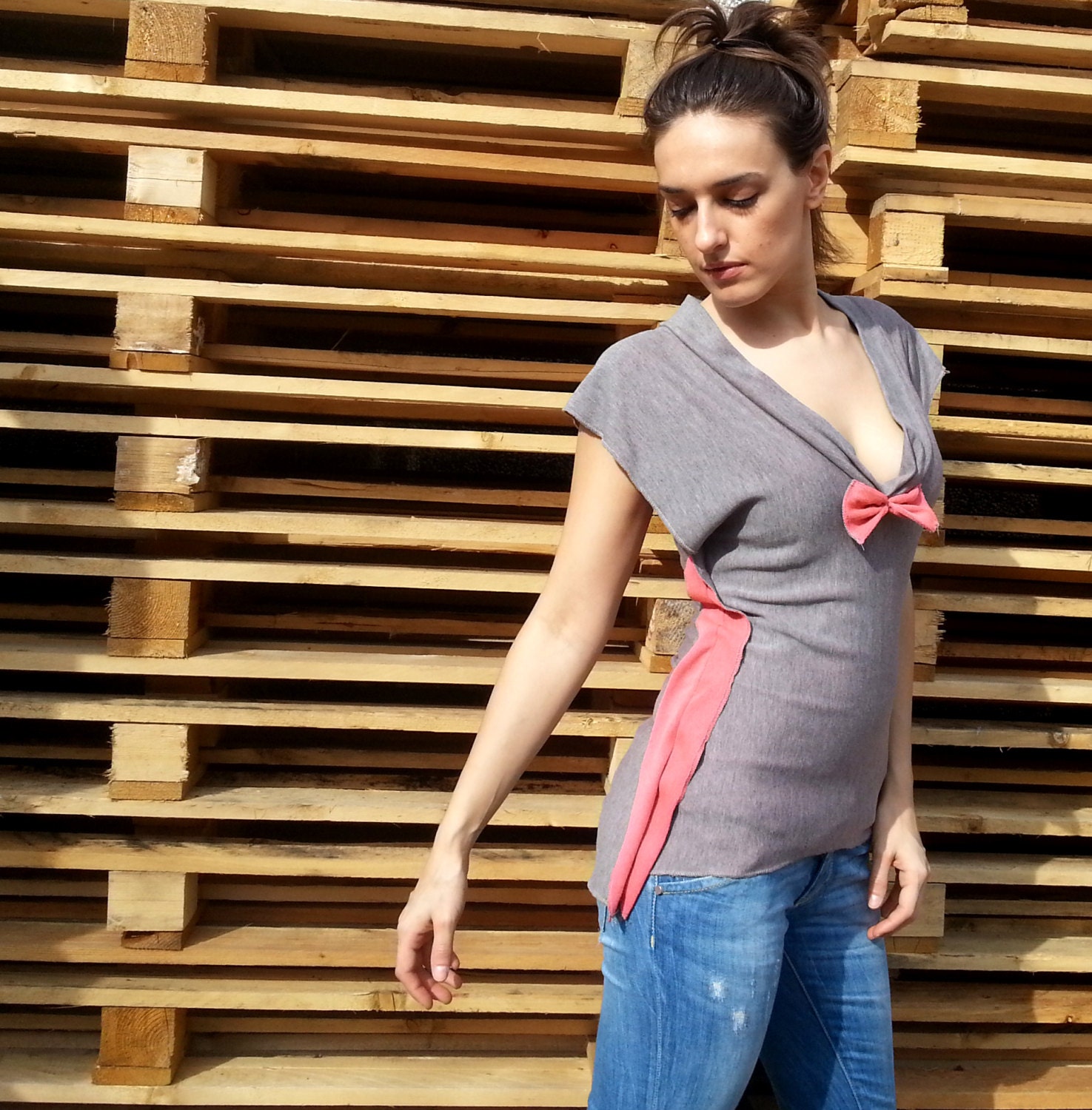 Handmade grey pink tank top with bow /grey/pink/womens sleeveless jersey tank top / Tshirt / blouse / summer spring / woman women girl teen