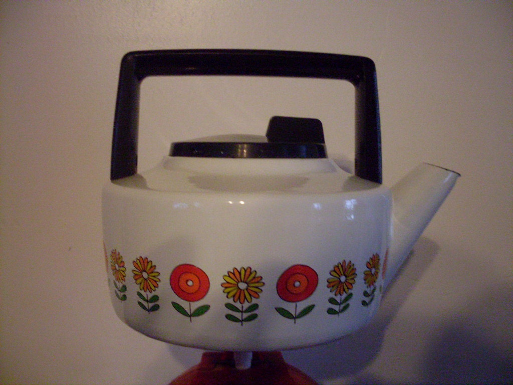 vintage french kettle flowers//1970s//retro french//kitchenware//kitchen home decor