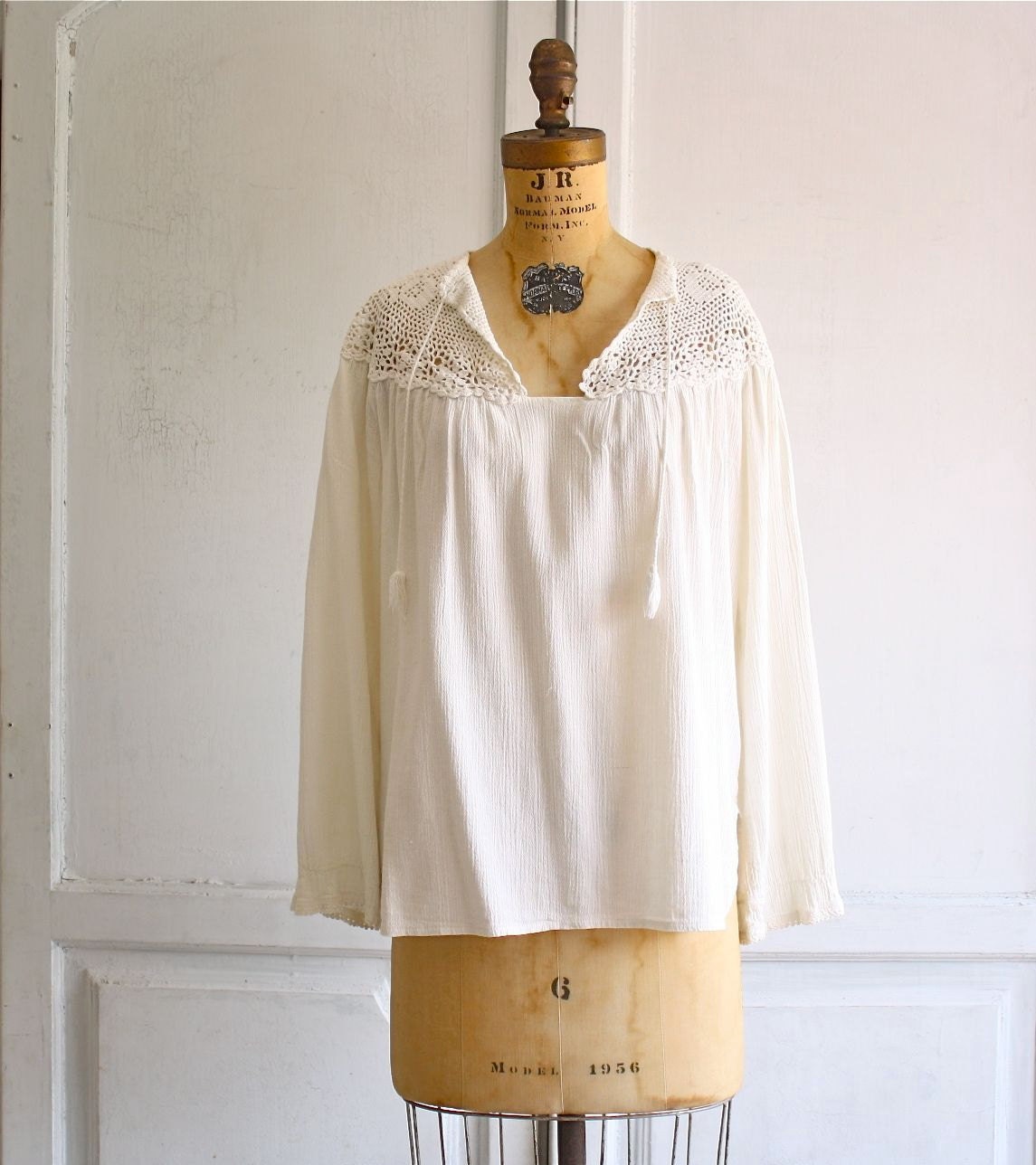 vintage gauze crochet peasant top cream . 70s 80s medium - large