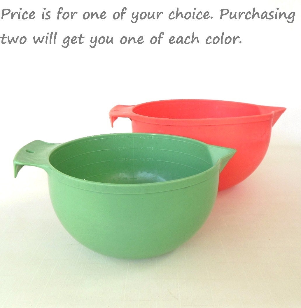 Plas Tex Mixing Bowl(s) Plastic Jade Green or Salmon Pink - Vintage 50s Kitchen