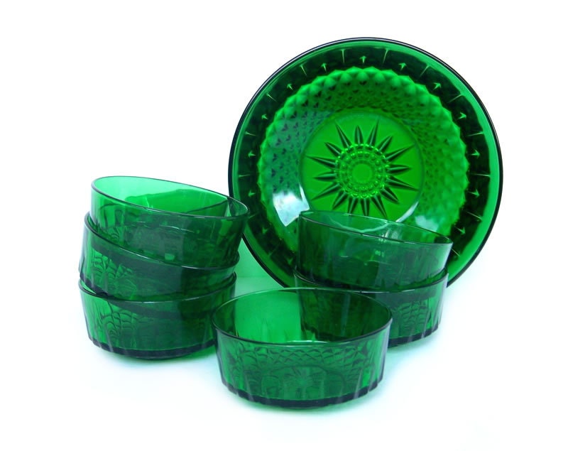 Vintage Serving Set French Collection 9 Piece Emerald Green Pressed Glass Diamond Starburst Pattern Arcoroc Salad Bowl Collection