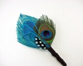 Turquoise Blue Peacock Feather Boutonniere / Lapel Pin / Groomsmen / Peacock Wedding