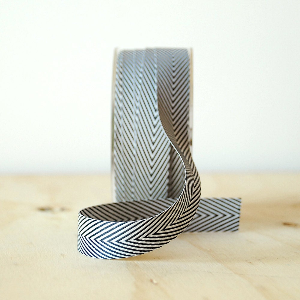 5 Yards Black and White Chevron Twill Tape Ribbon .75 Inch