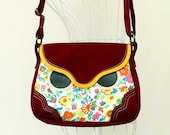 Sling Purse - Hoot The Owl Sling Purse (Vintage Flower Pops)