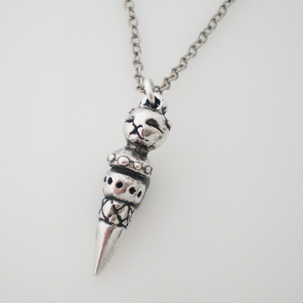 CLEARANCE  Cat Spike Necklace