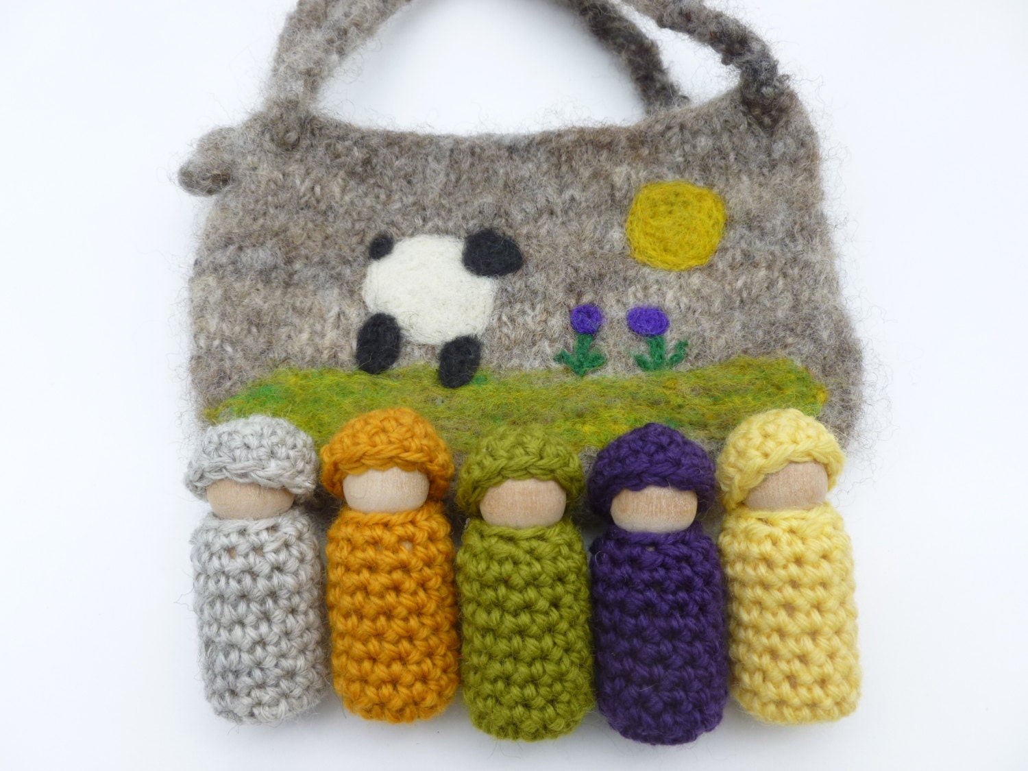 Bunting dolls  in a  pouch set wood peg dolls felted pouch