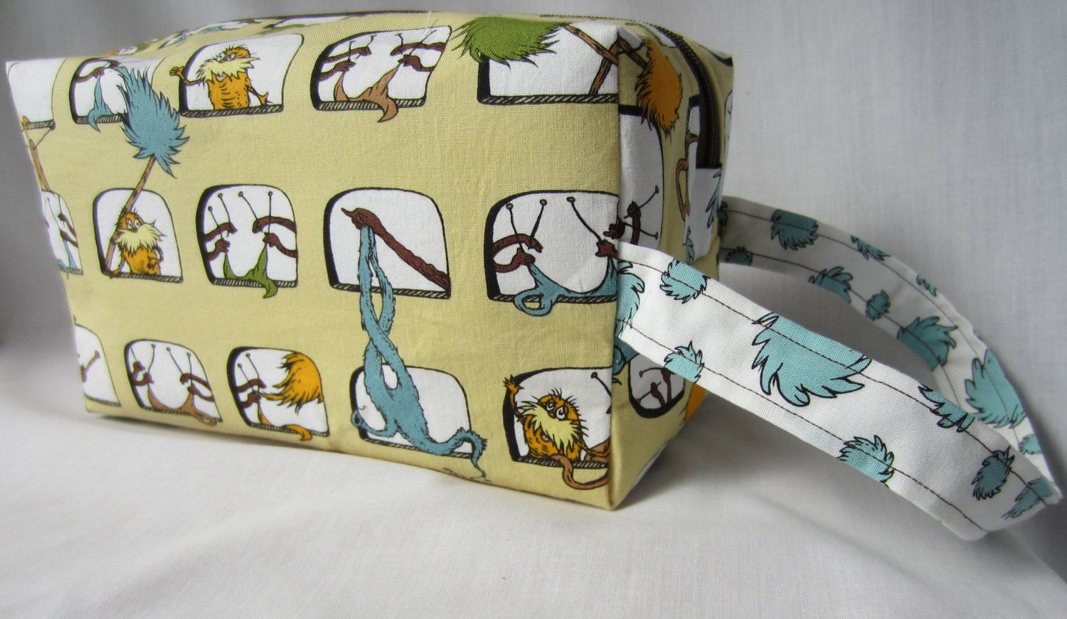Thneed Factory  Box Bag