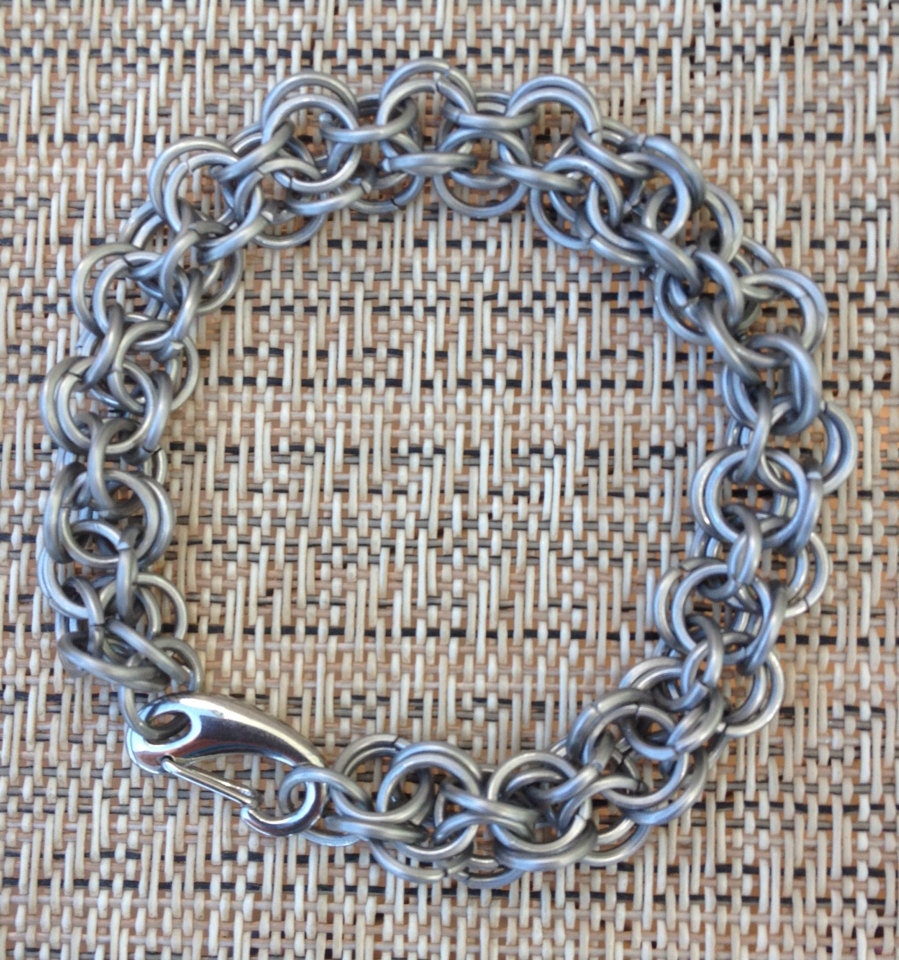 Stainless steel bracelet